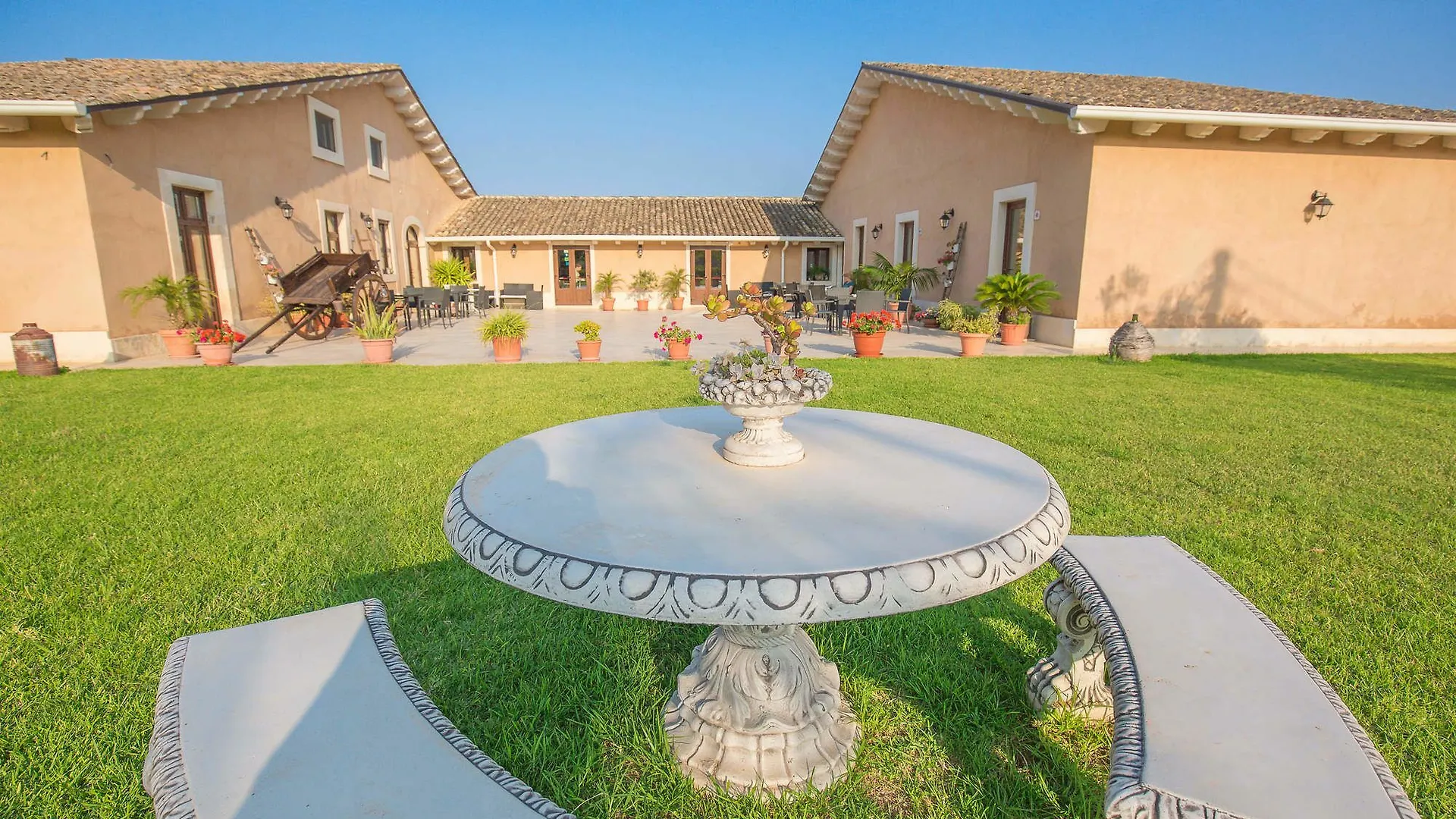 Il Giardino Di Sicilia Villa Syracuse